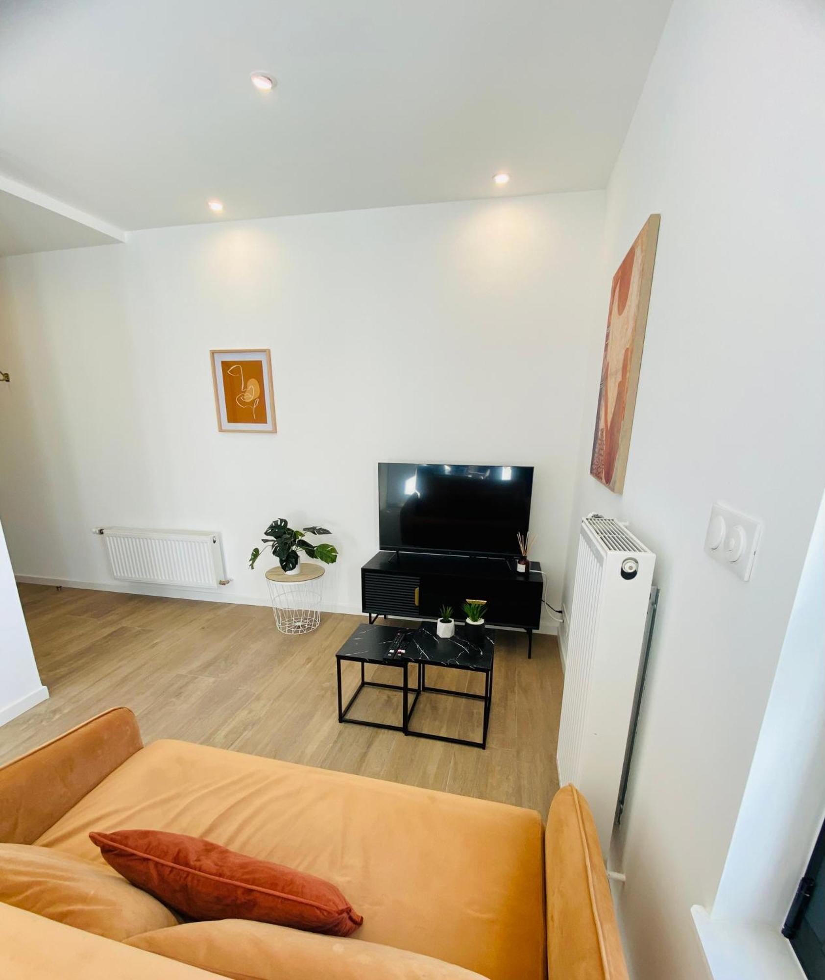 Les Appartements De L'Hippodrome Lambersart Exterior photo